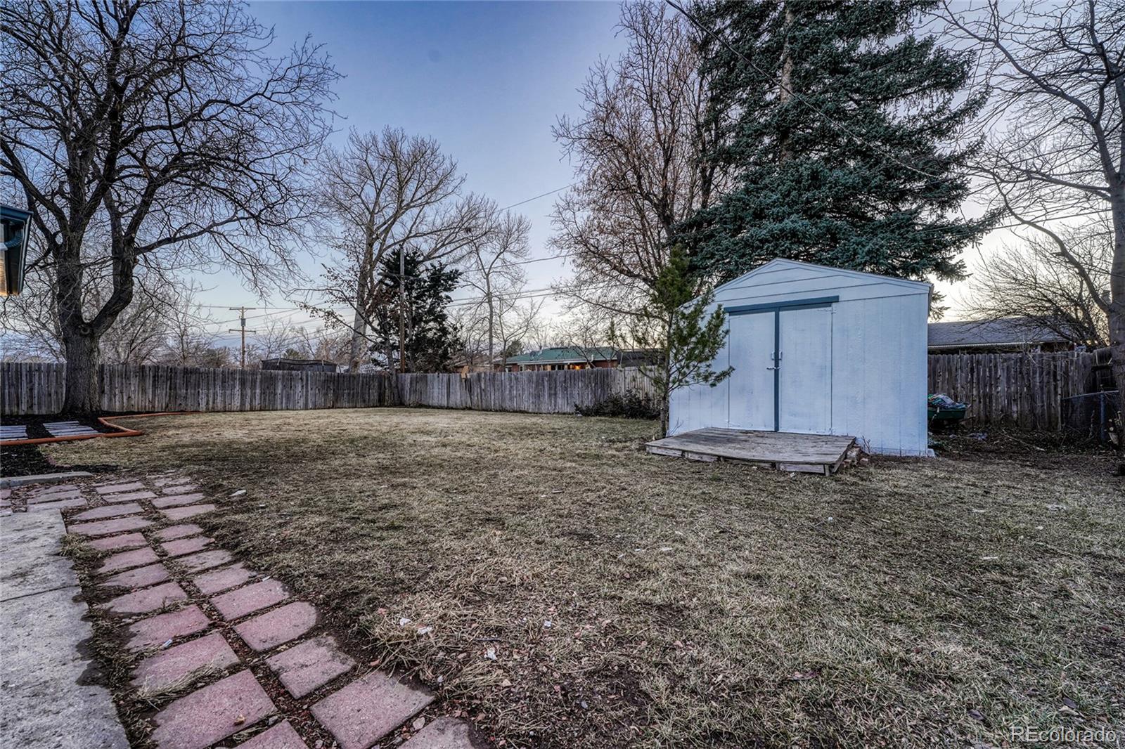 MLS Image #38 for 3243 s vrain street,denver, Colorado