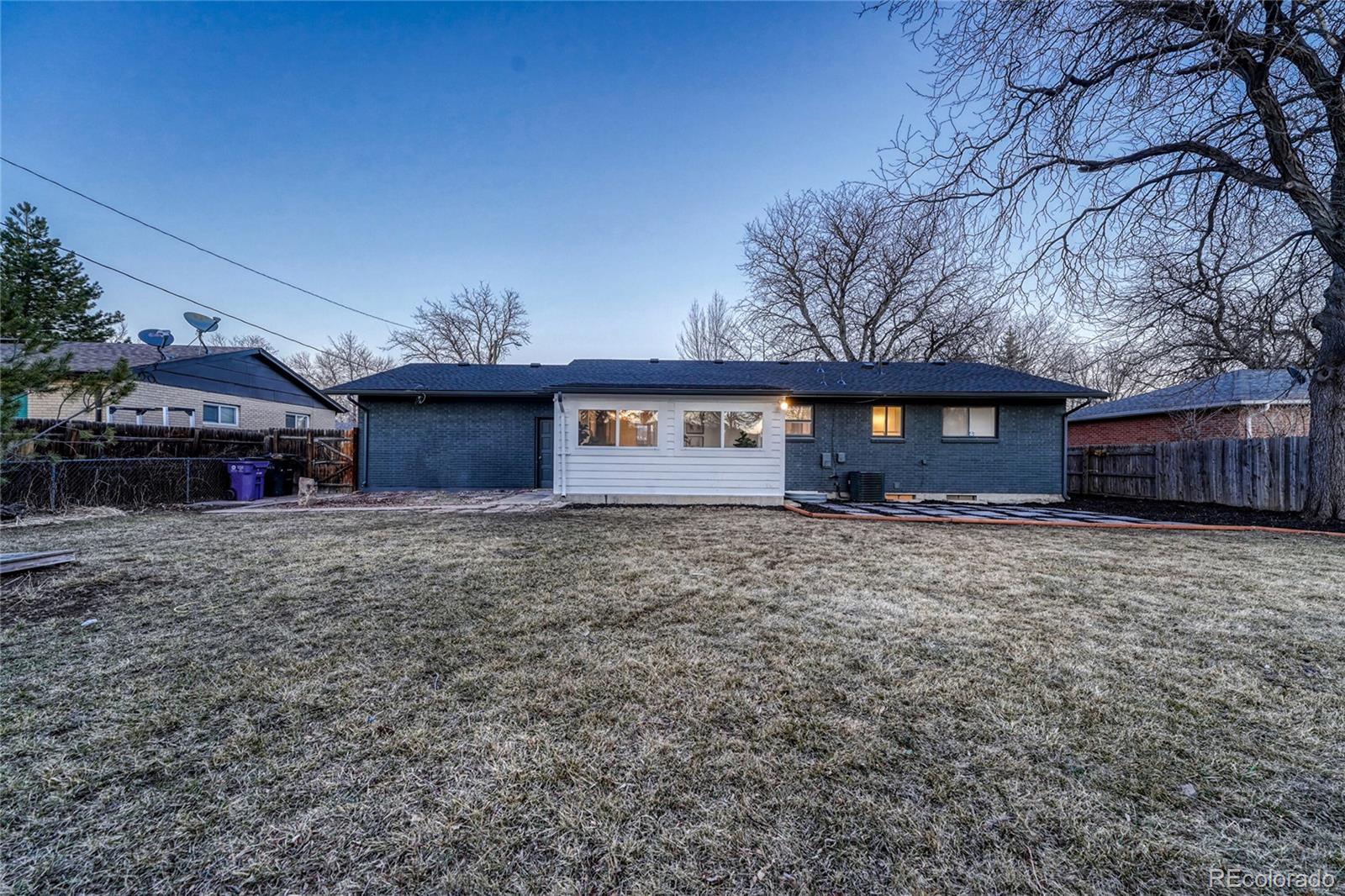MLS Image #39 for 3243 s vrain street,denver, Colorado
