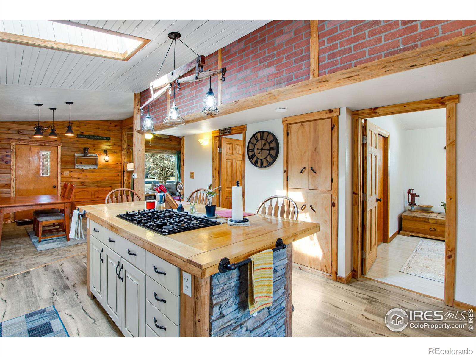 MLS Image #14 for 840  10th street,berthoud, Colorado
