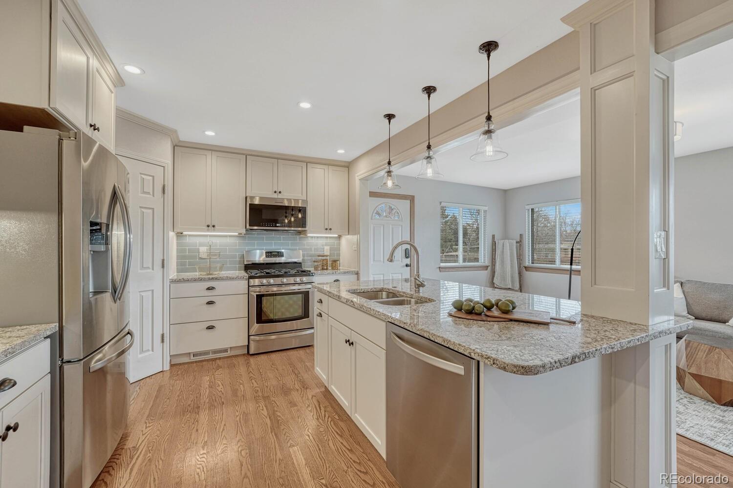 MLS Image #8 for 6735 s pennsylvania street,centennial, Colorado