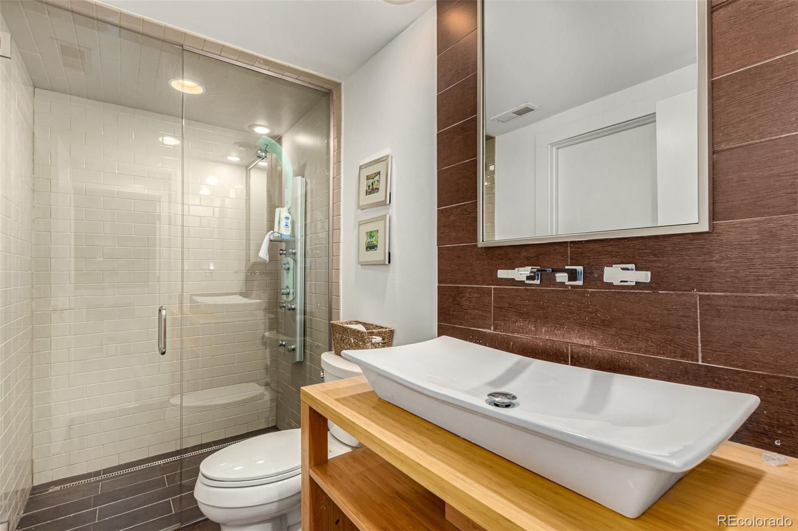 MLS Image #29 for 374  holly street,denver, Colorado