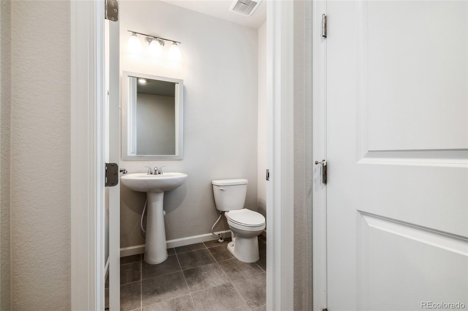 MLS Image #2 for 8609  cheraw street,littleton, Colorado