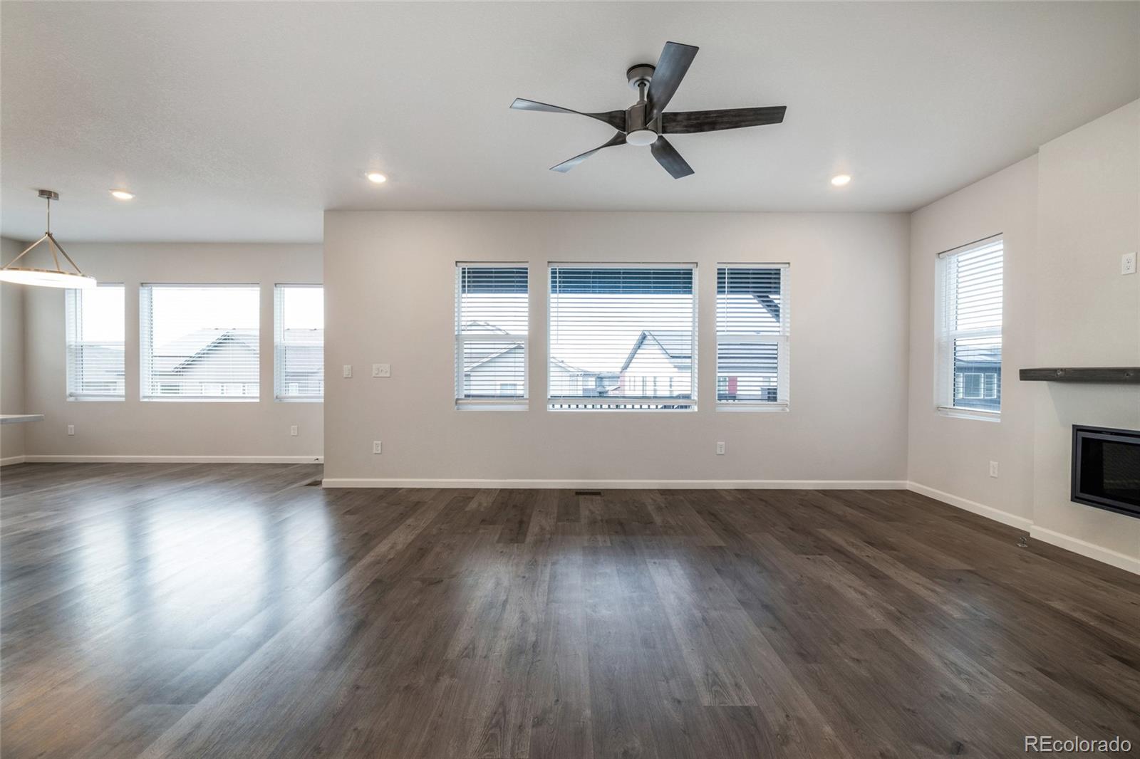 MLS Image #4 for 8609  cheraw street,littleton, Colorado