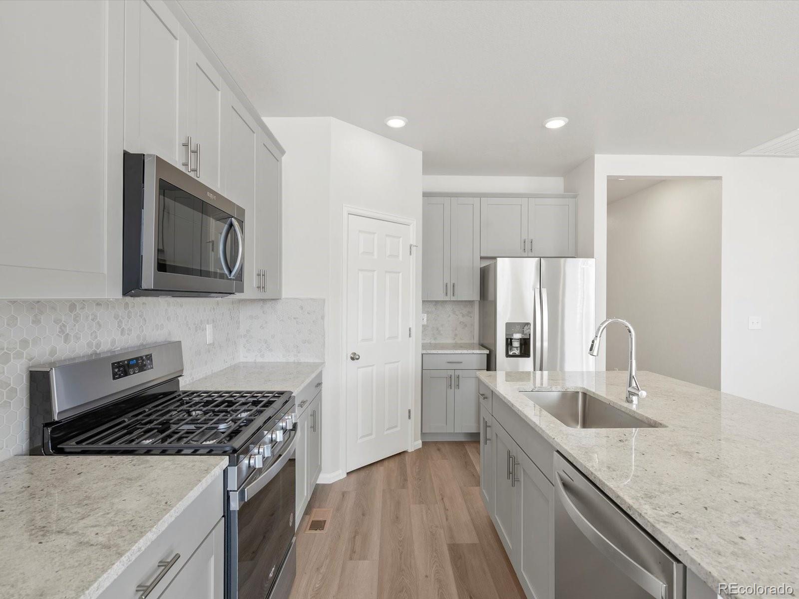 MLS Image #13 for 6092  corral street,brighton, Colorado
