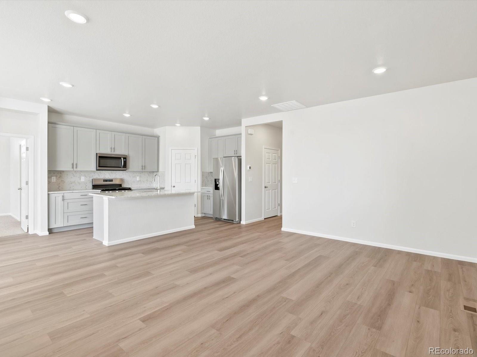 MLS Image #9 for 6092  corral street,brighton, Colorado