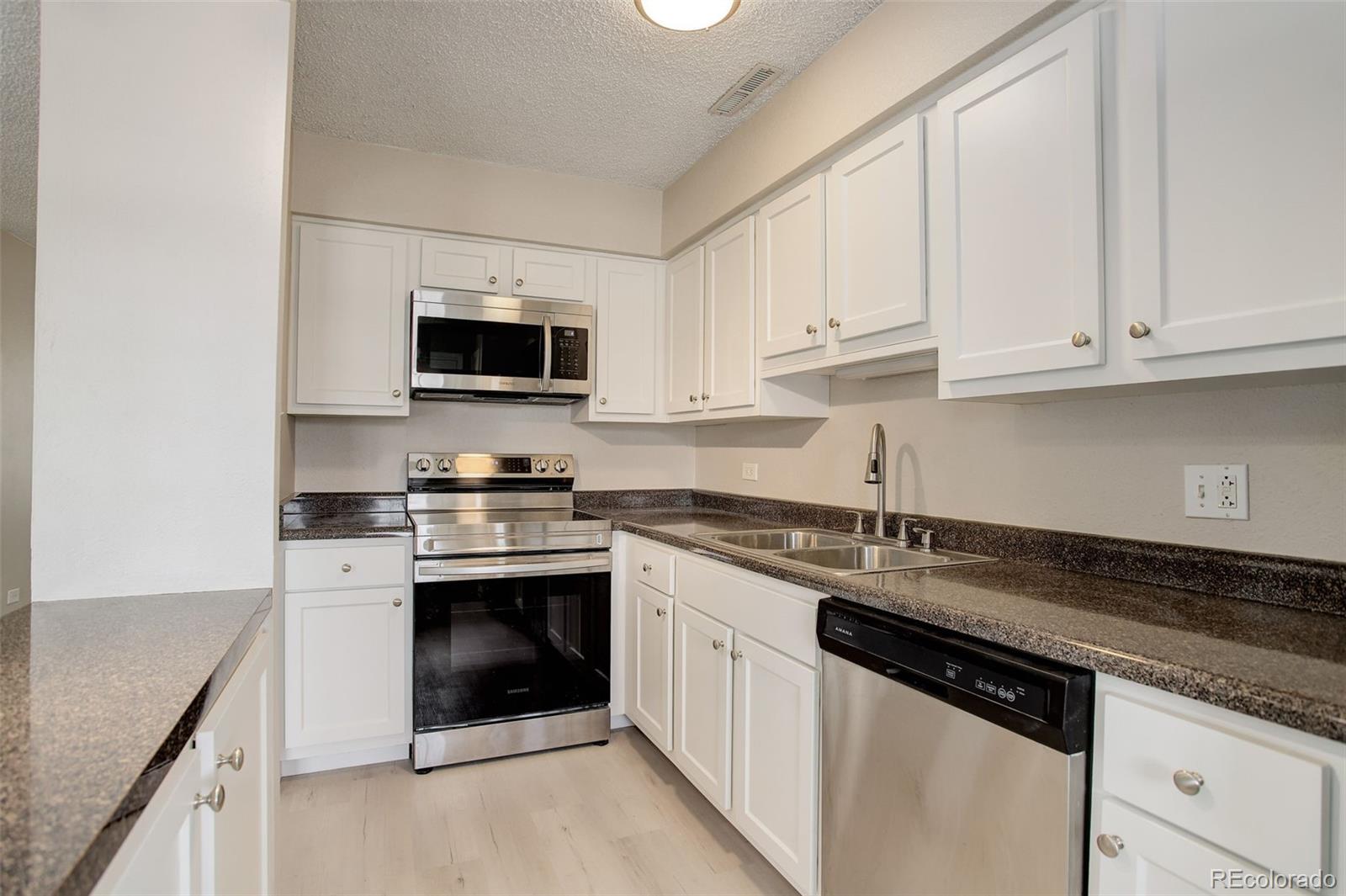 CMA Image for 7165 S Gaylord Street,Centennial, Colorado