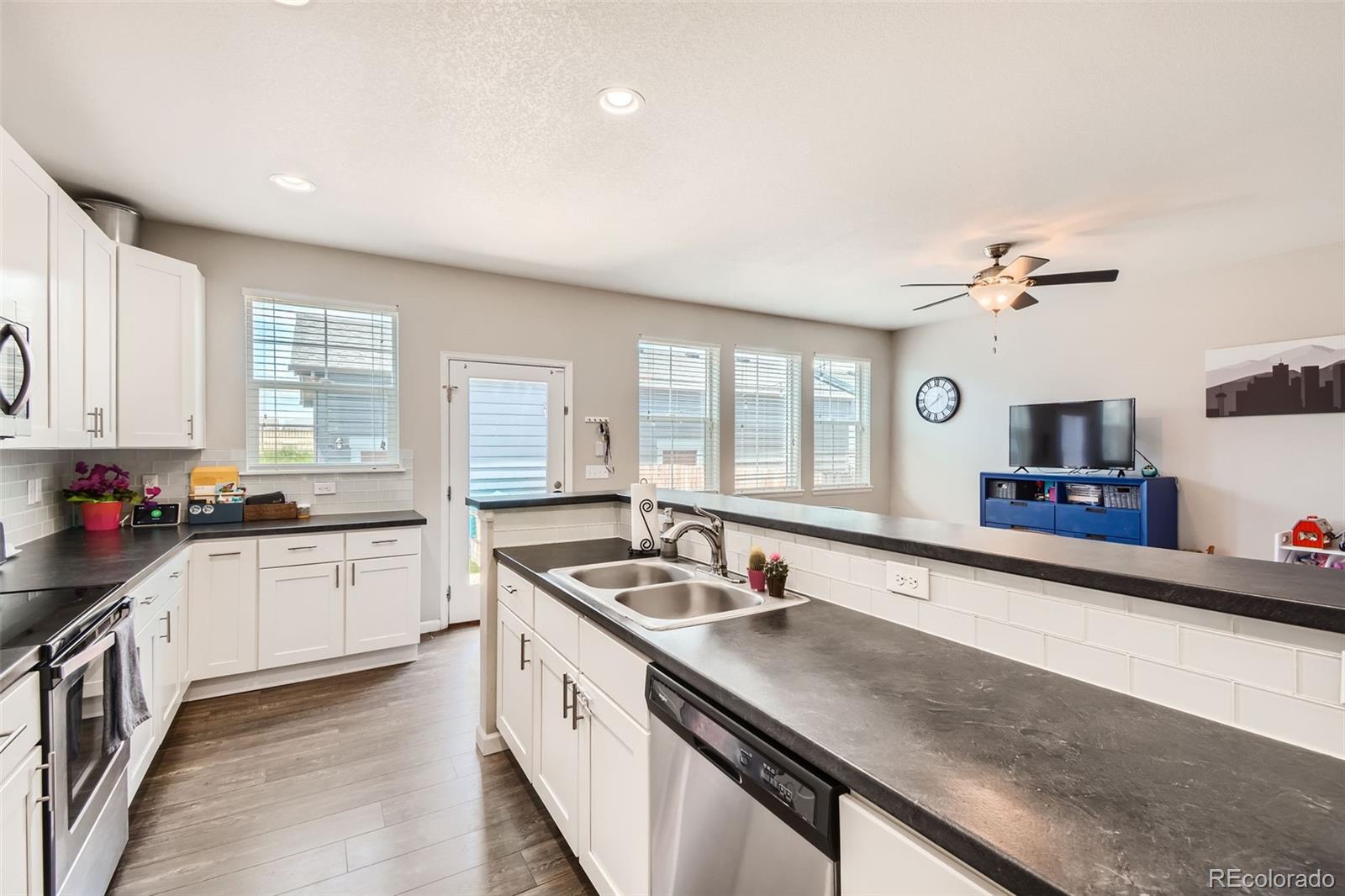 MLS Image #5 for 4885 s algonquian way ,aurora, Colorado