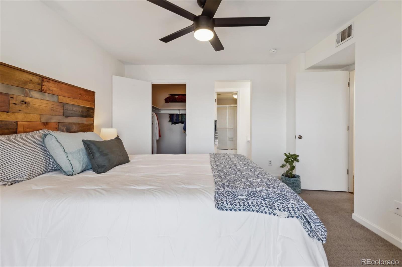 MLS Image #6 for 3121 s tamarac drive,denver, Colorado