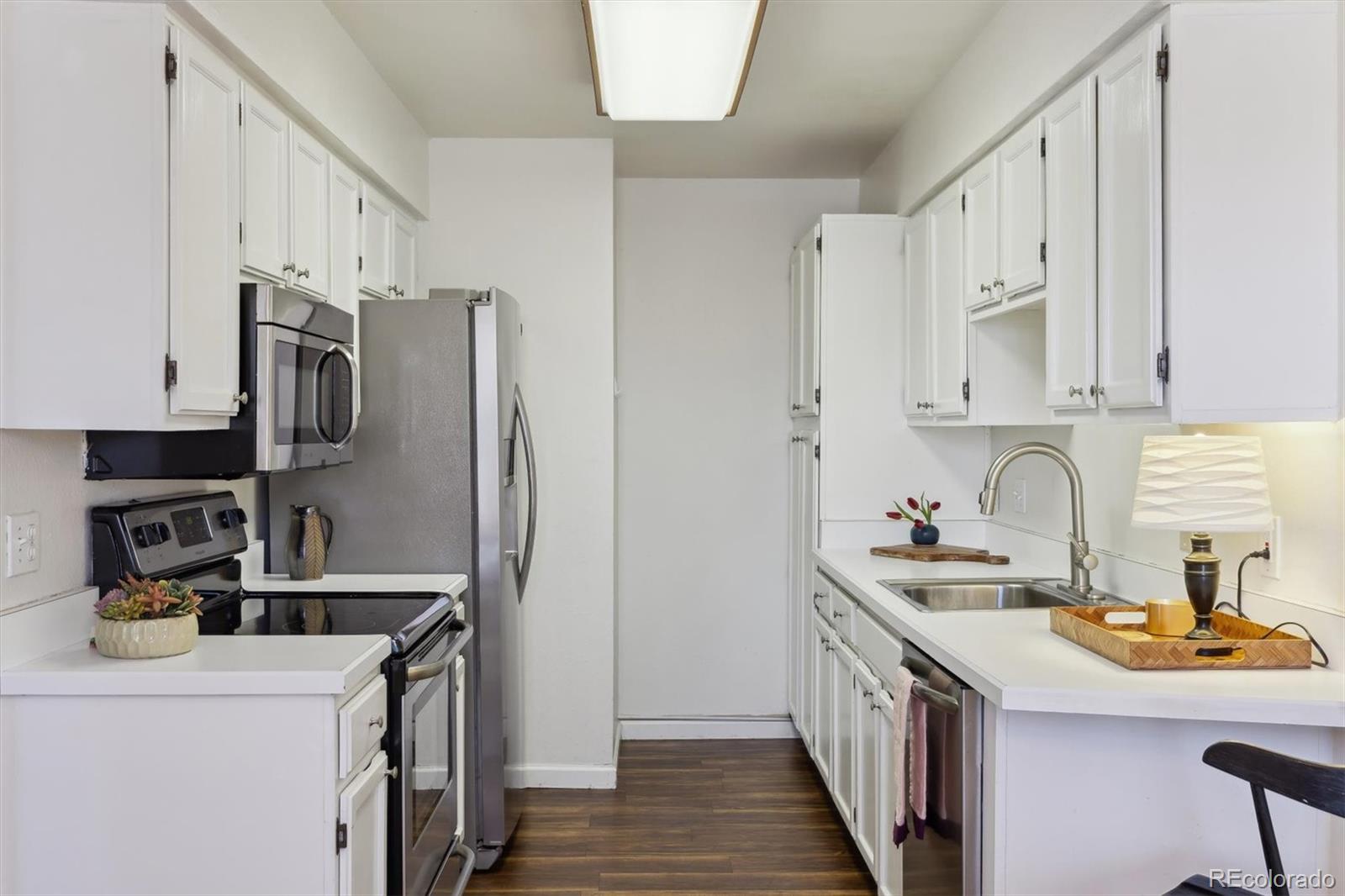 MLS Image #9 for 3121 s tamarac drive,denver, Colorado