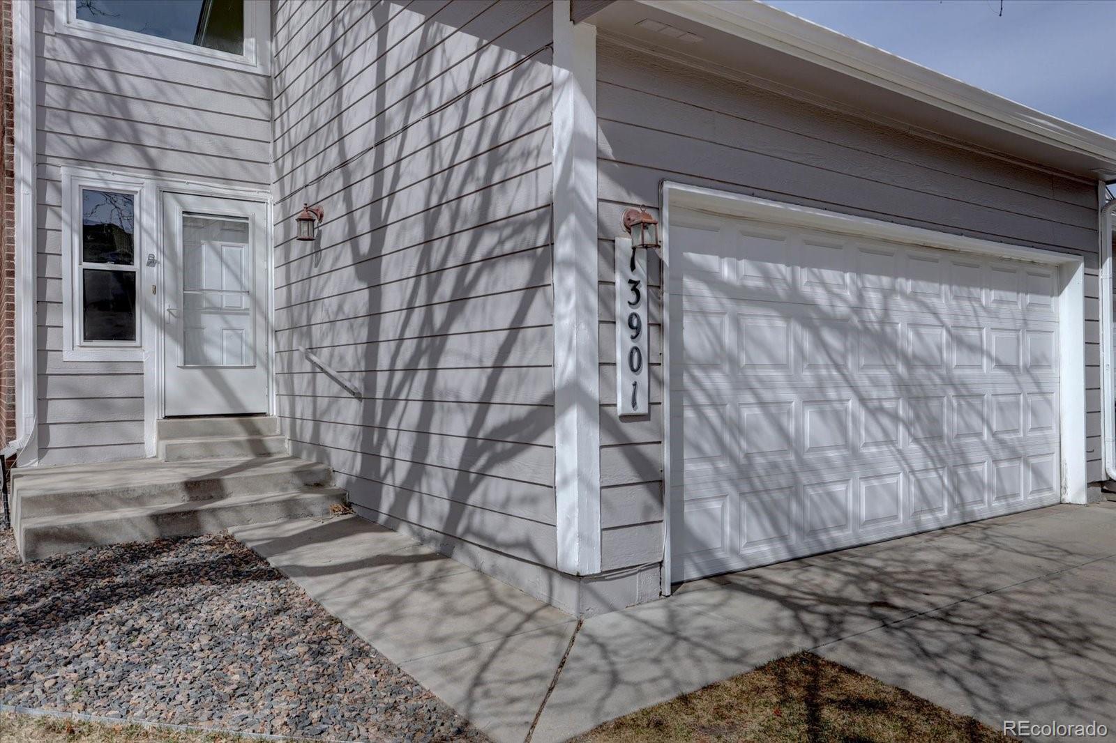 MLS Image #2 for 13901 e oxford place,aurora, Colorado