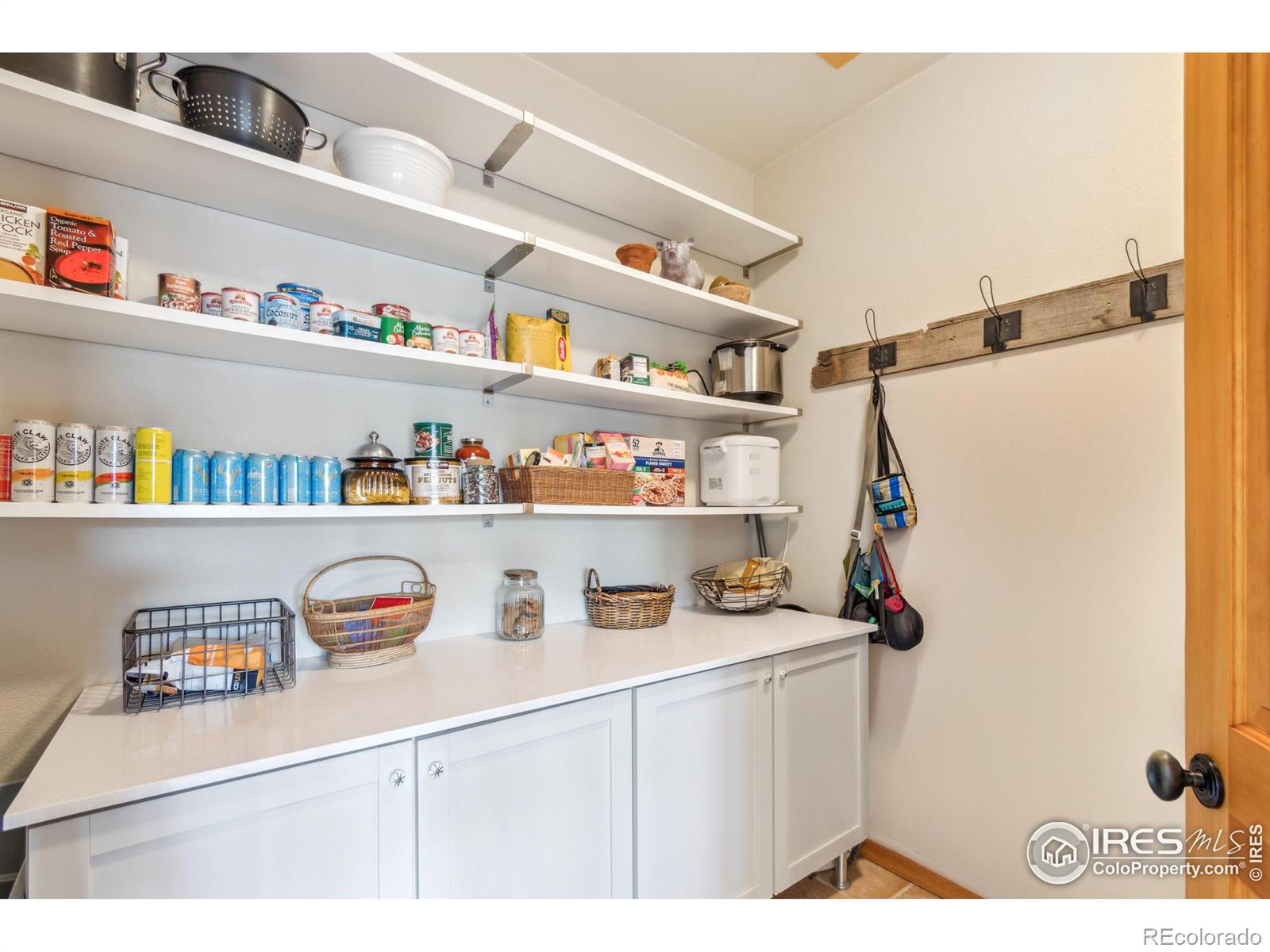 MLS Image #18 for 102  longs peak drive,lyons, Colorado