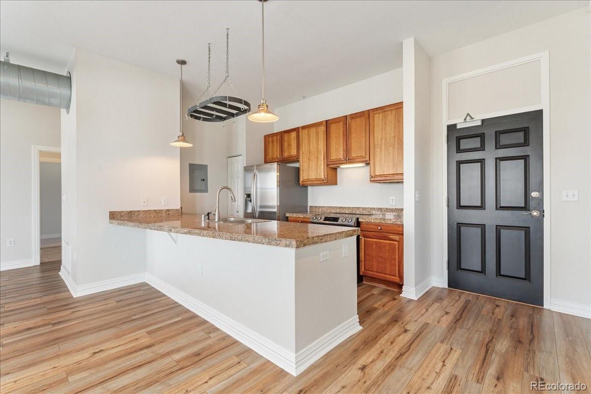 MLS Image #15 for 277 n broadway  409,denver, Colorado