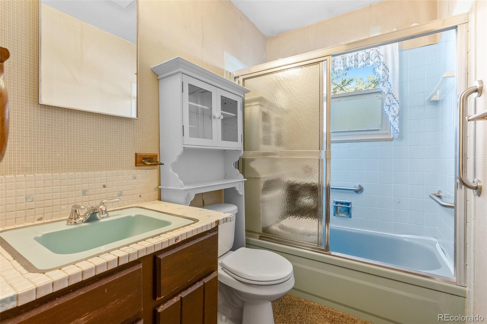 MLS Image #11 for 15303 e 10th avenue,aurora, Colorado