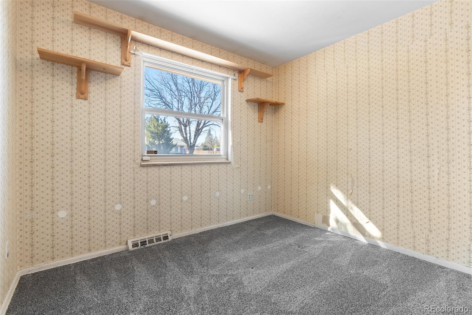 MLS Image #12 for 15303 e 10th avenue,aurora, Colorado