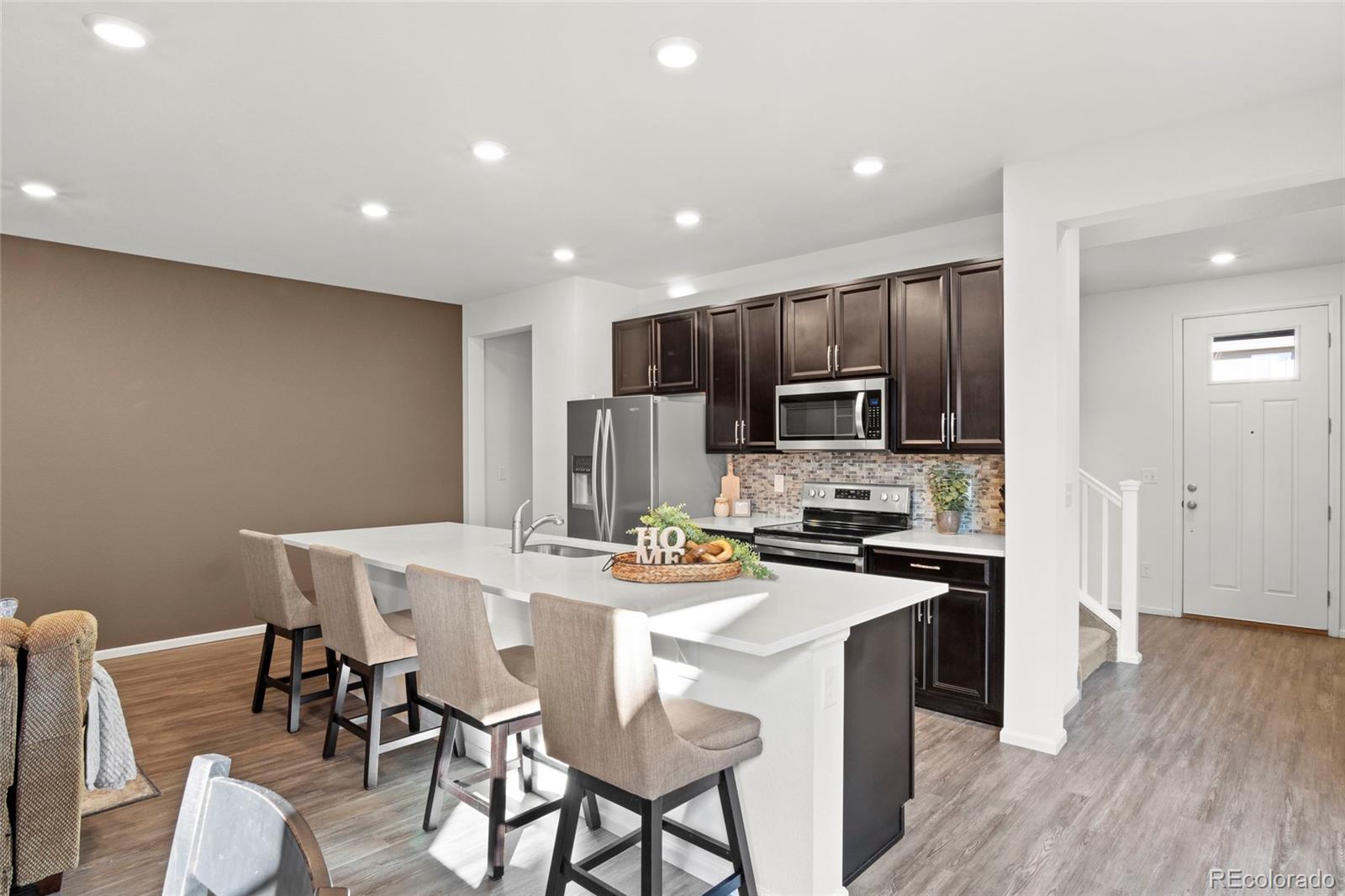 MLS Image #4 for 11440 e 26th avenue,aurora, Colorado
