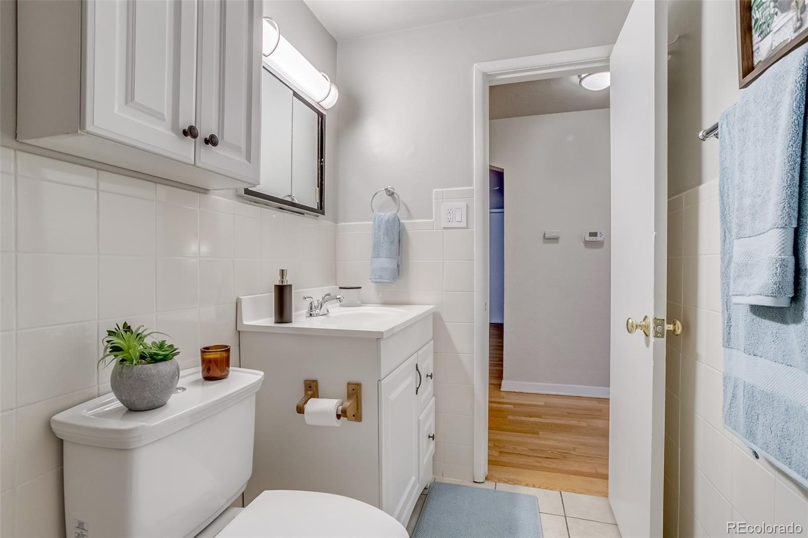 MLS Image #15 for 3690 n hudson street,denver, Colorado