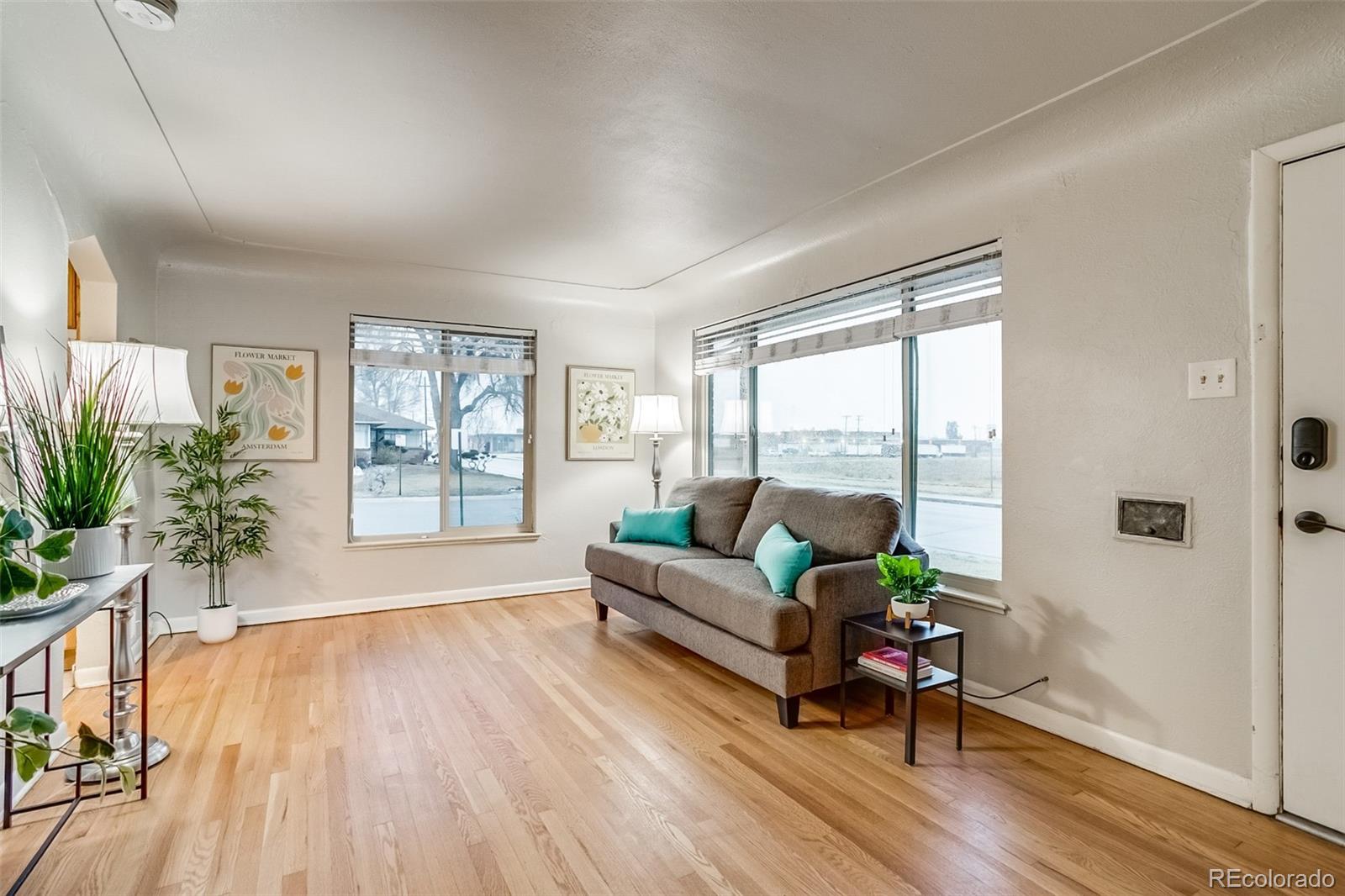 MLS Image #2 for 3690 n hudson street,denver, Colorado