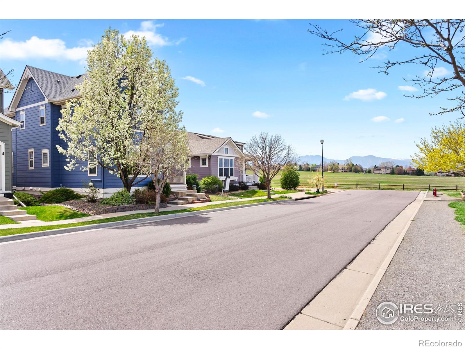 MLS Image #2 for 1526  haystack way,lafayette, Colorado