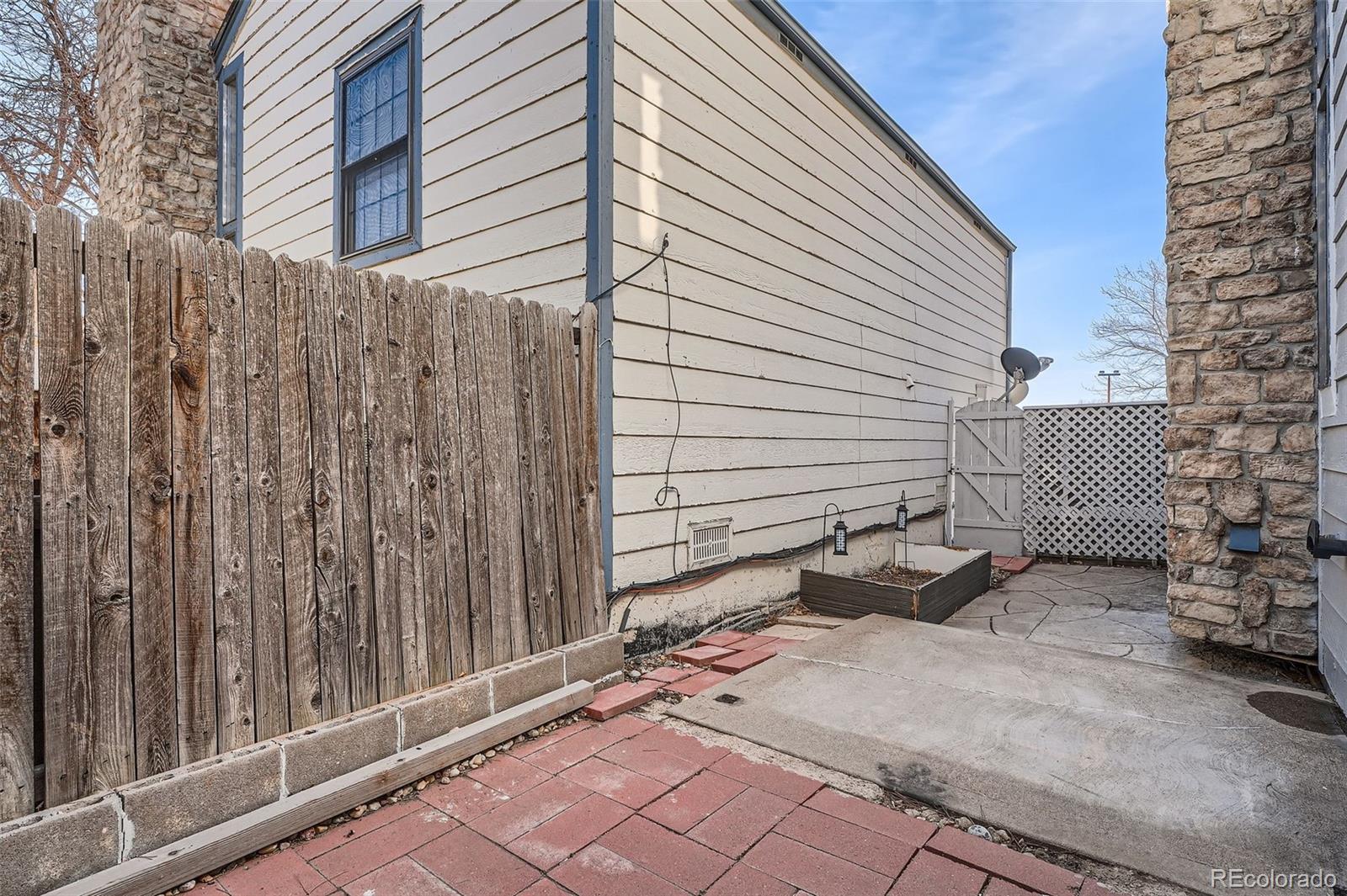 MLS Image #24 for 1013 s zeno way,aurora, Colorado