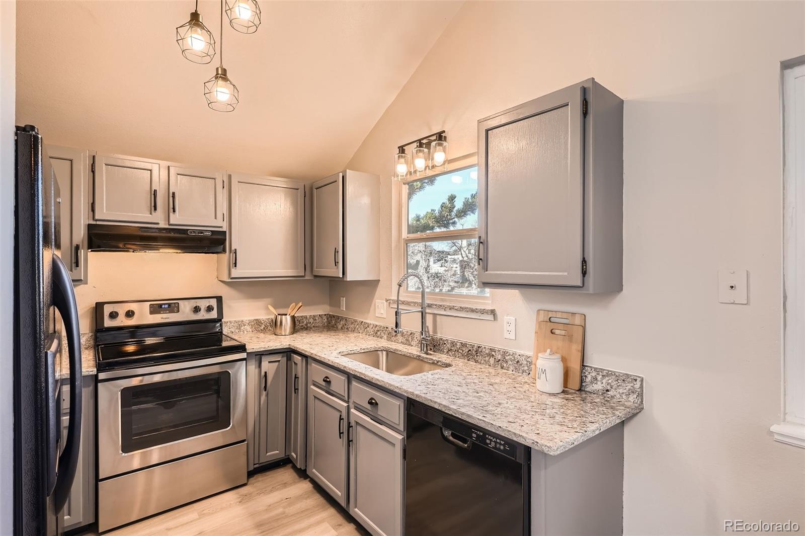 MLS Image #6 for 1013 s zeno way,aurora, Colorado