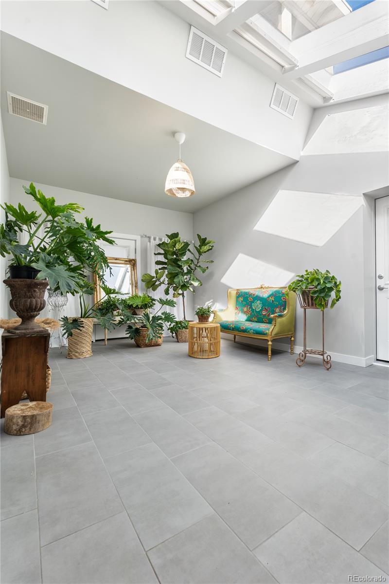 MLS Image #10 for 3308 s birch street,denver, Colorado