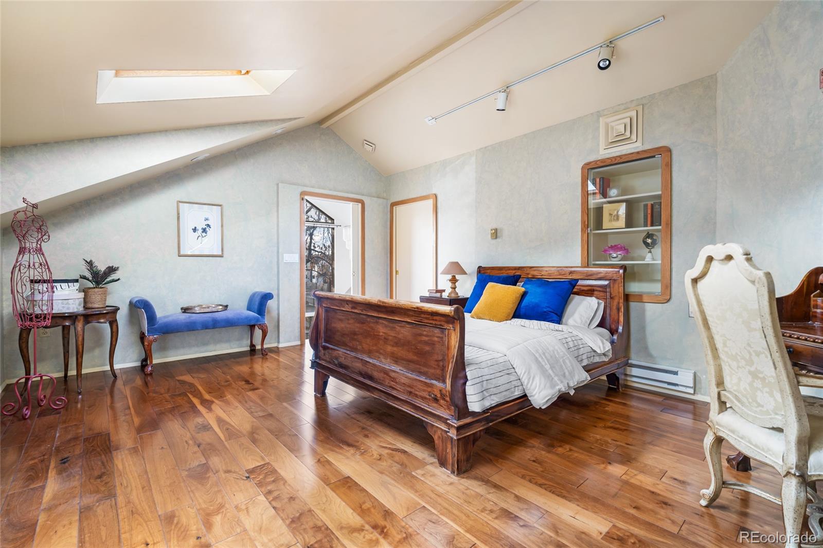 MLS Image #19 for 3308 s birch street,denver, Colorado