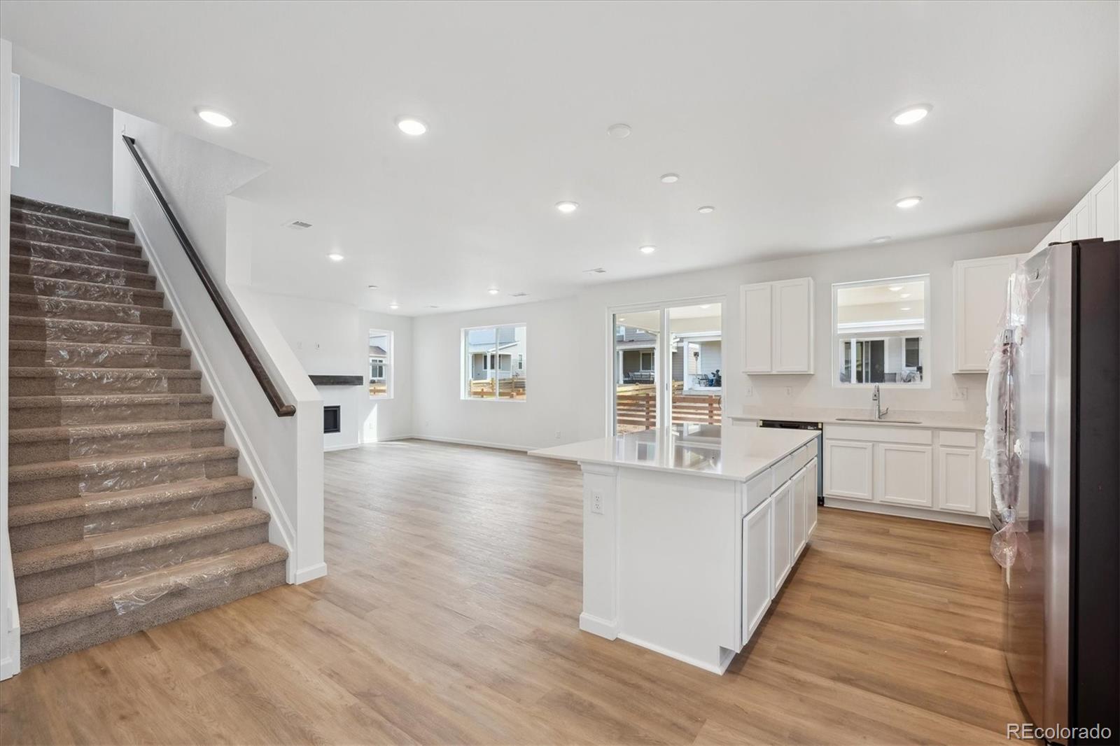 MLS Image #4 for 1372  rock cliff avenue,erie, Colorado