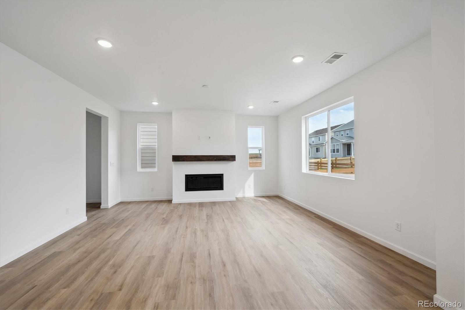 MLS Image #8 for 1372  rock cliff avenue,erie, Colorado