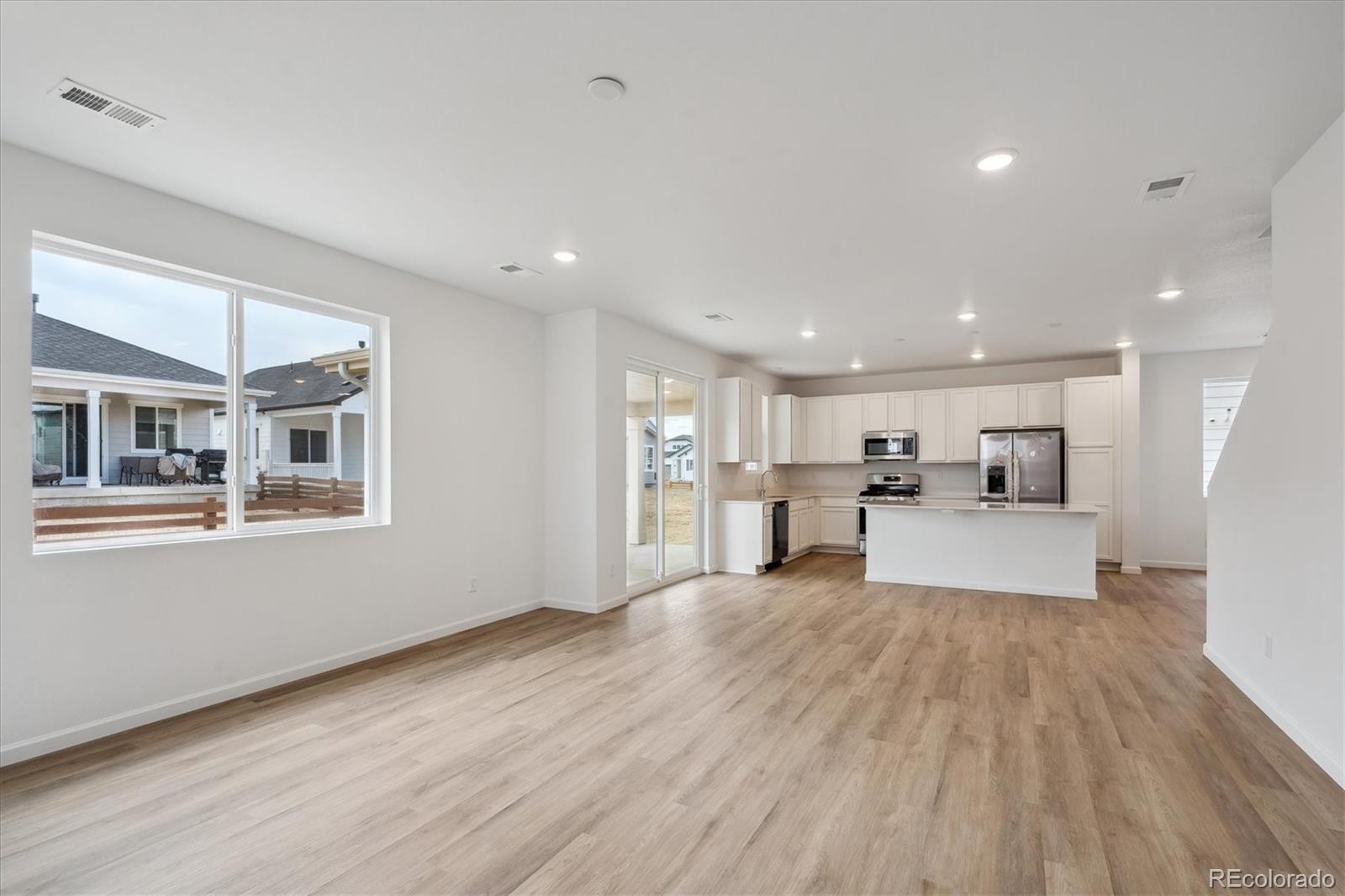 MLS Image #9 for 1372  rock cliff avenue,erie, Colorado