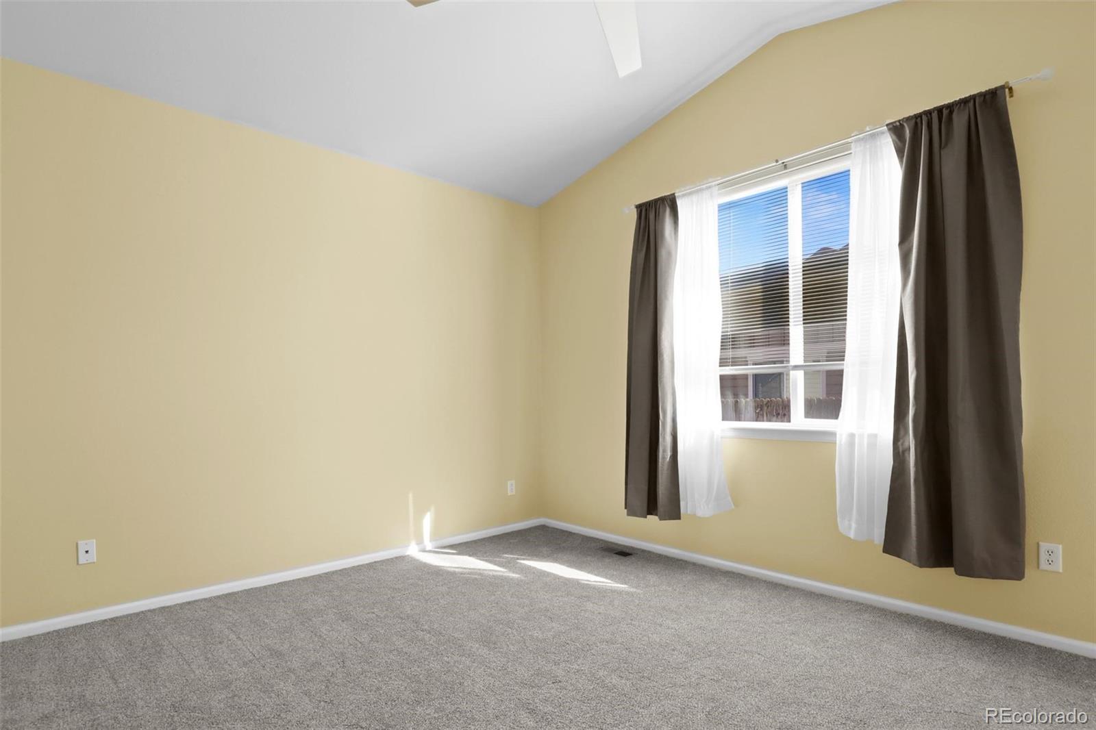 MLS Image #13 for 9814  norfolk street,commerce city, Colorado