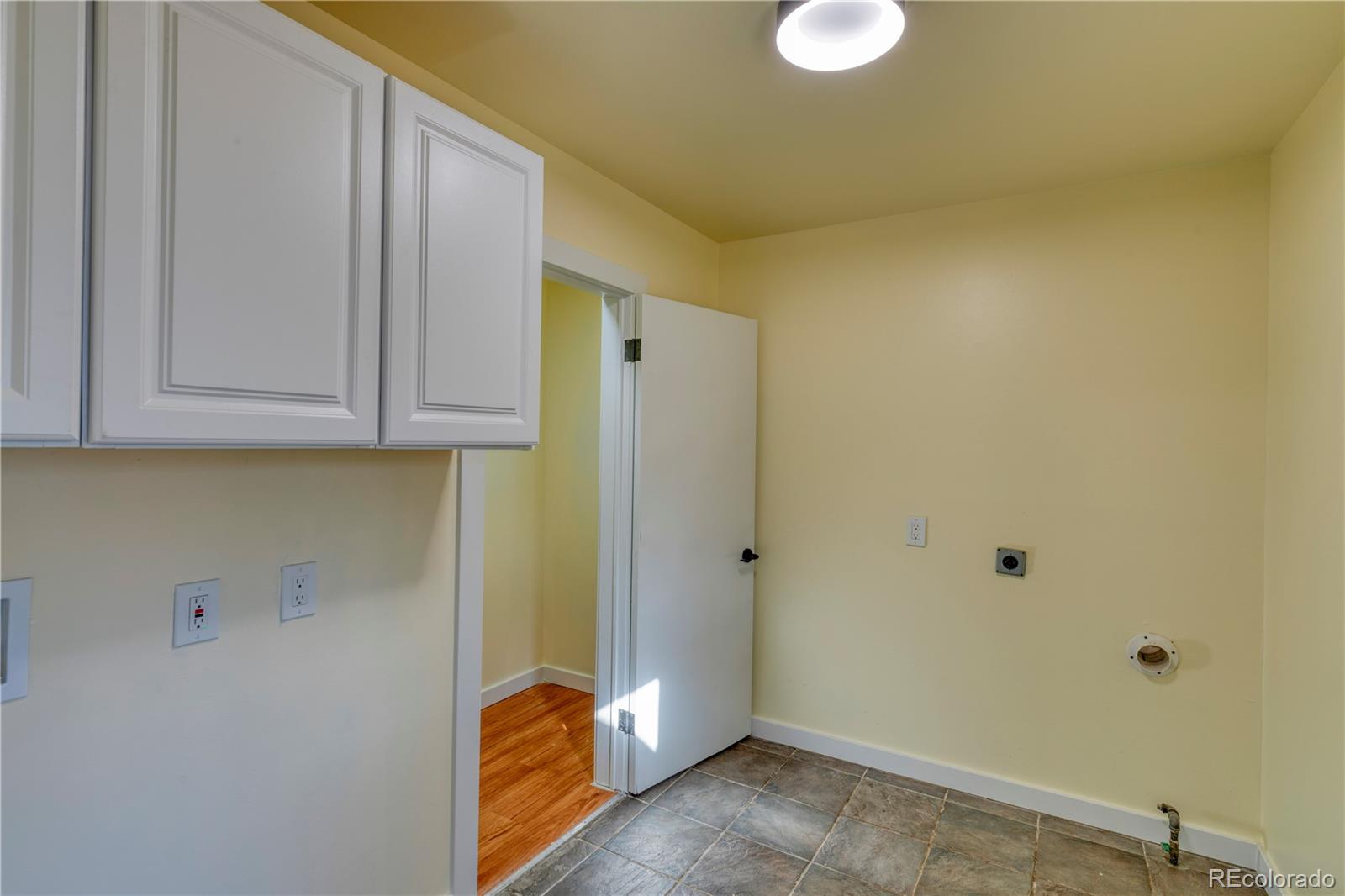 MLS Image #15 for 5366 s elmwood street,littleton, Colorado