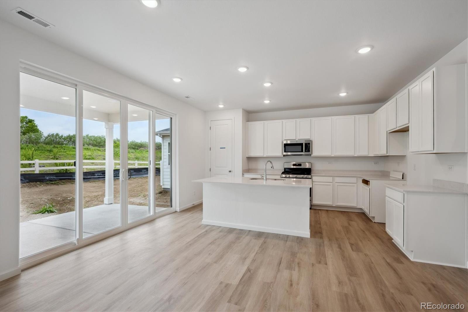 MLS Image #4 for 4226  graywood drive,johnstown, Colorado