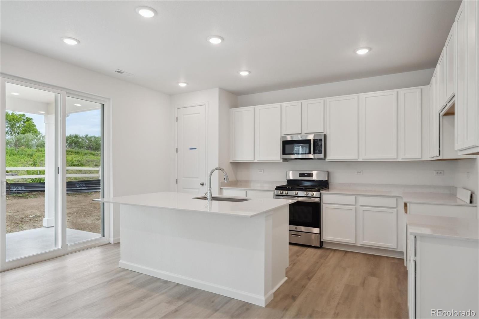 MLS Image #5 for 4226  graywood drive,johnstown, Colorado