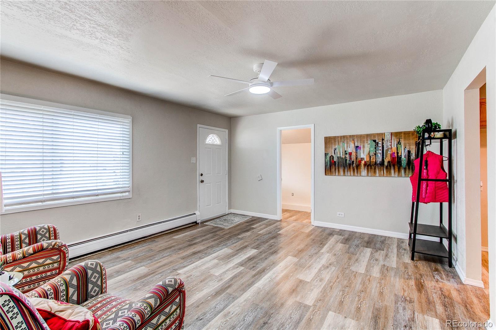 MLS Image #4 for 1925 s irving street,denver, Colorado