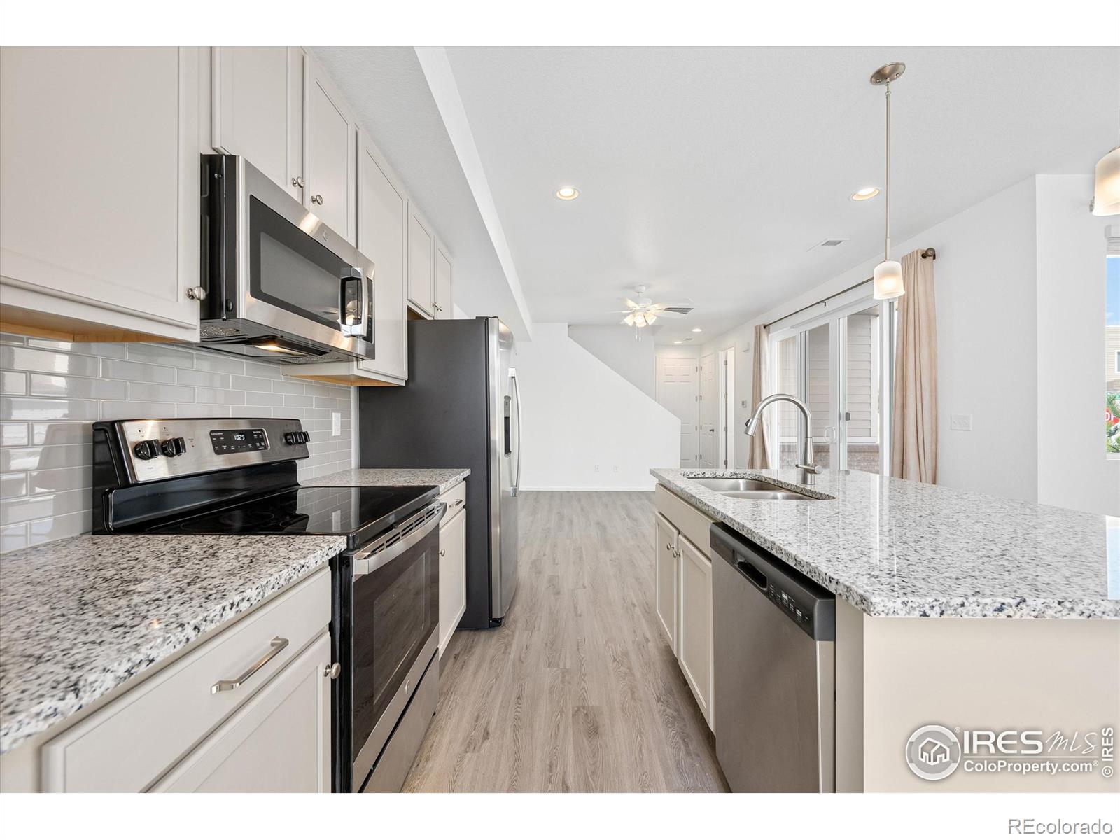 MLS Image #12 for 12364  hayloft lane ,thornton, Colorado
