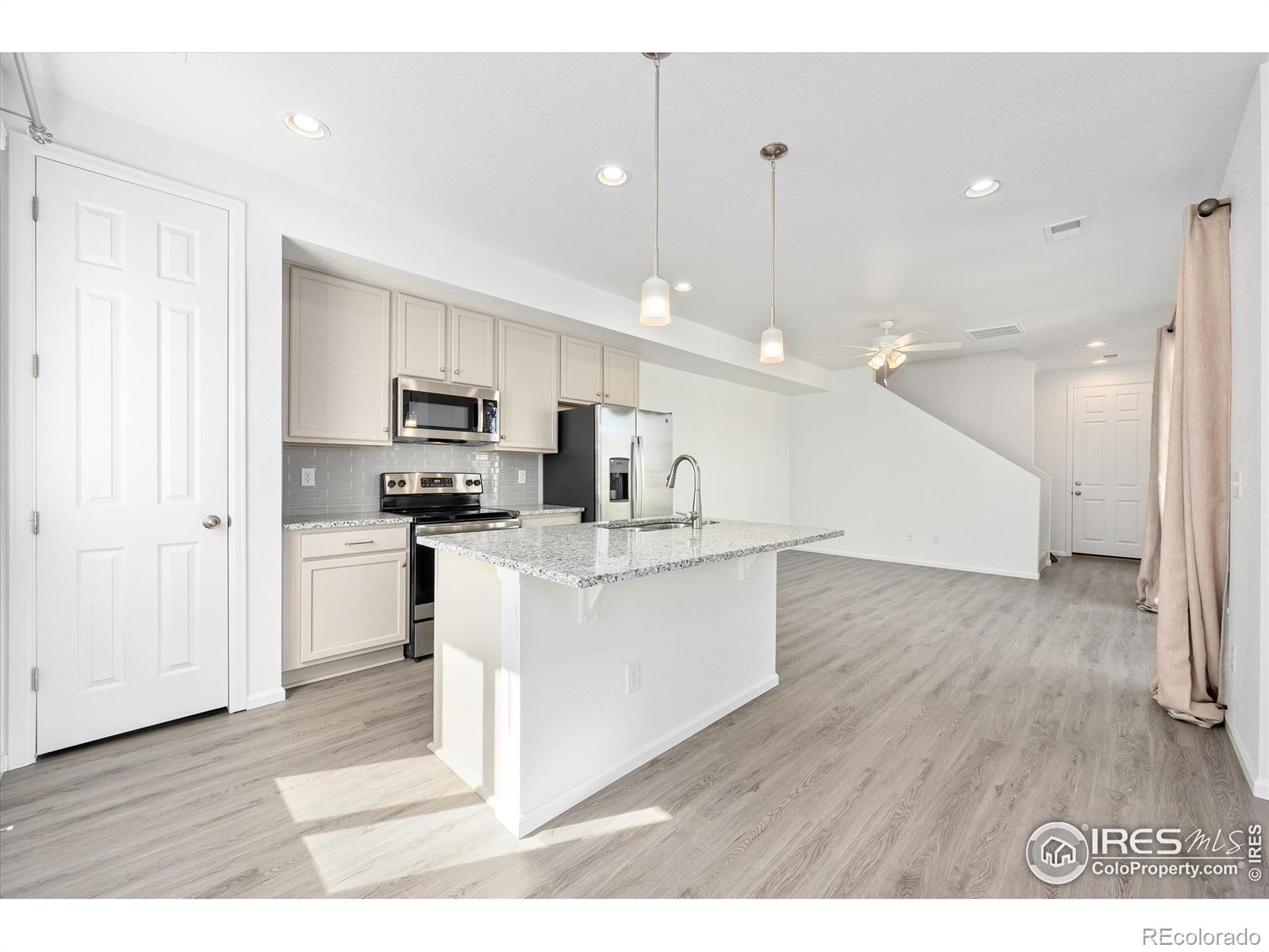 MLS Image #9 for 12364  hayloft lane ,thornton, Colorado