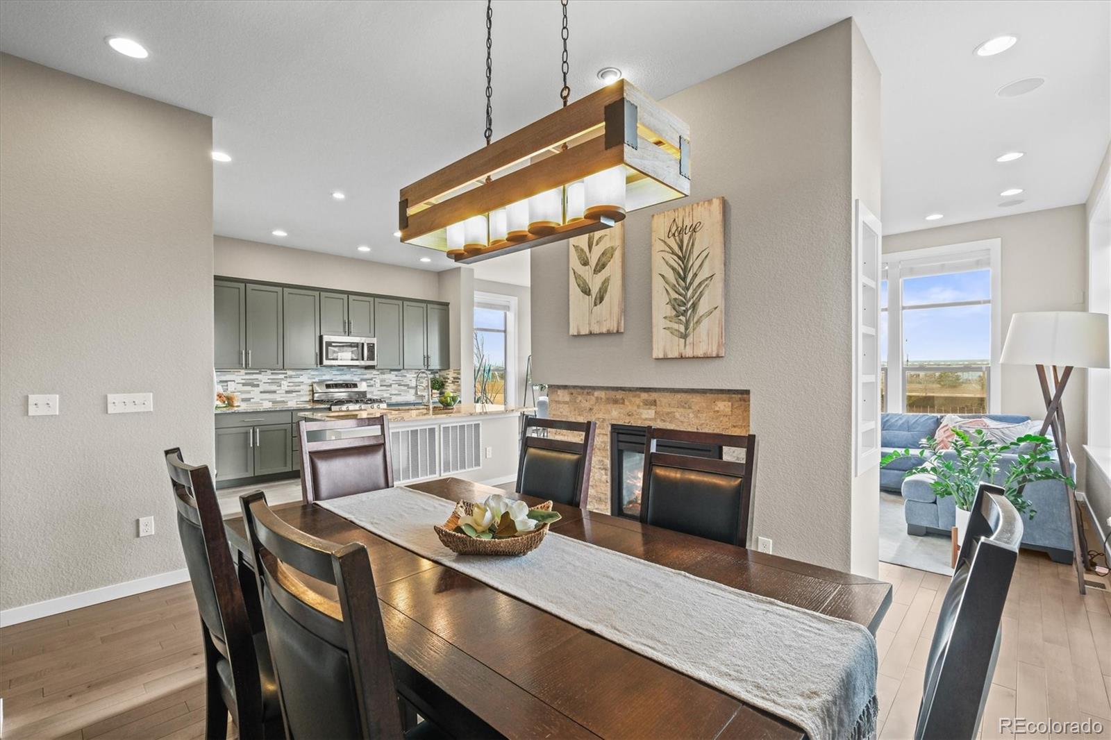 MLS Image #13 for 7903 e 50th drive,denver, Colorado
