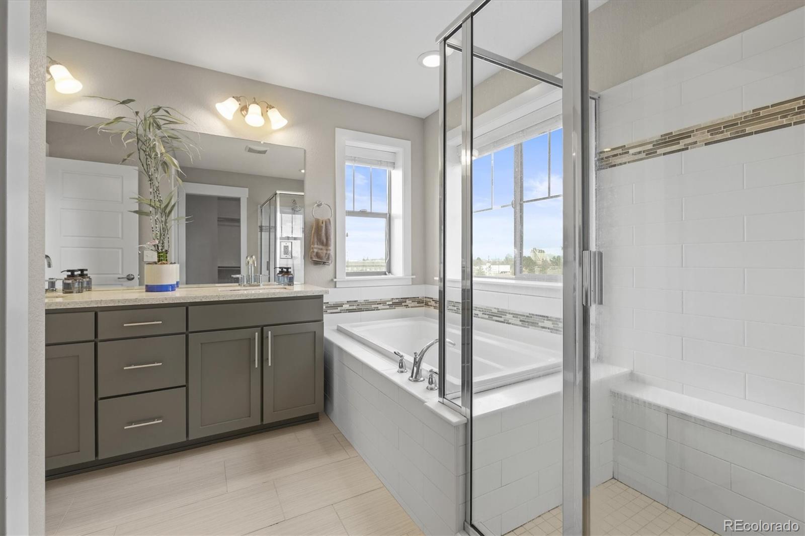MLS Image #20 for 7903 e 50th drive,denver, Colorado