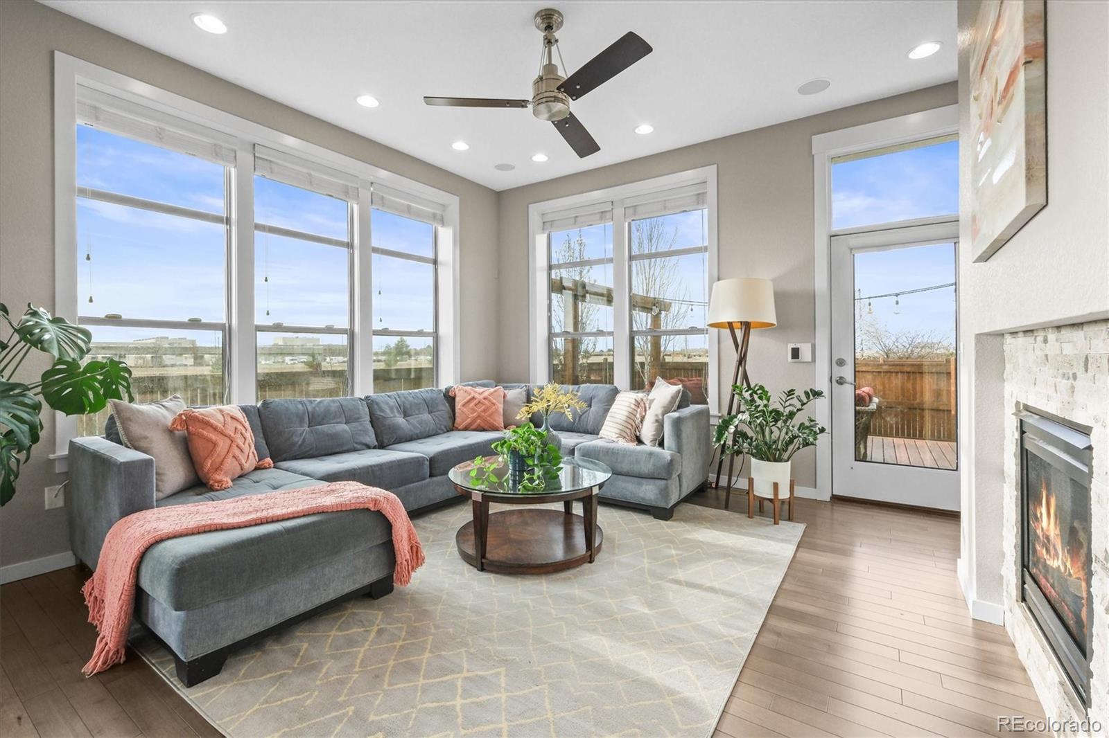 MLS Image #4 for 7903 e 50th drive,denver, Colorado