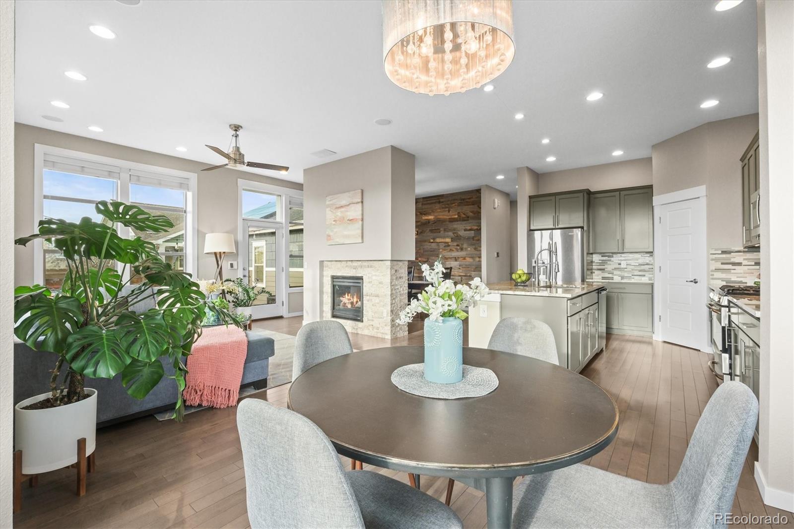 MLS Image #7 for 7903 e 50th drive,denver, Colorado