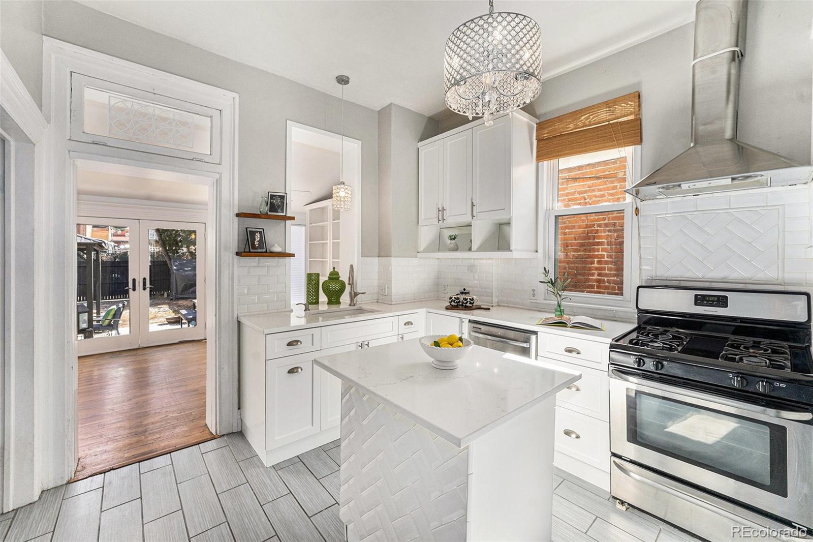 MLS Image #8 for 568  galapago street,denver, Colorado