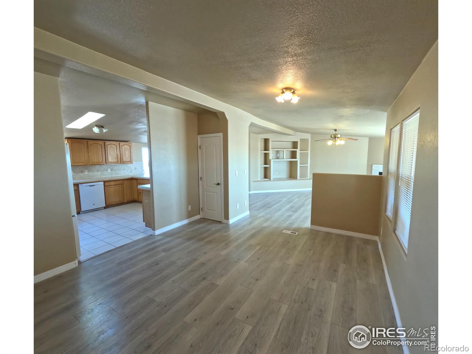 MLS Image #6 for 28886  county road 23 ,snyder, Colorado