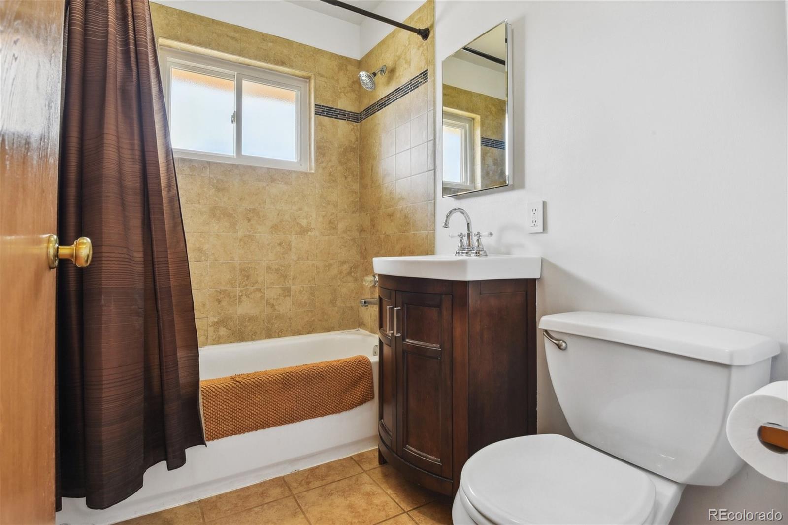 MLS Image #10 for 2813 s zenobia street,denver, Colorado