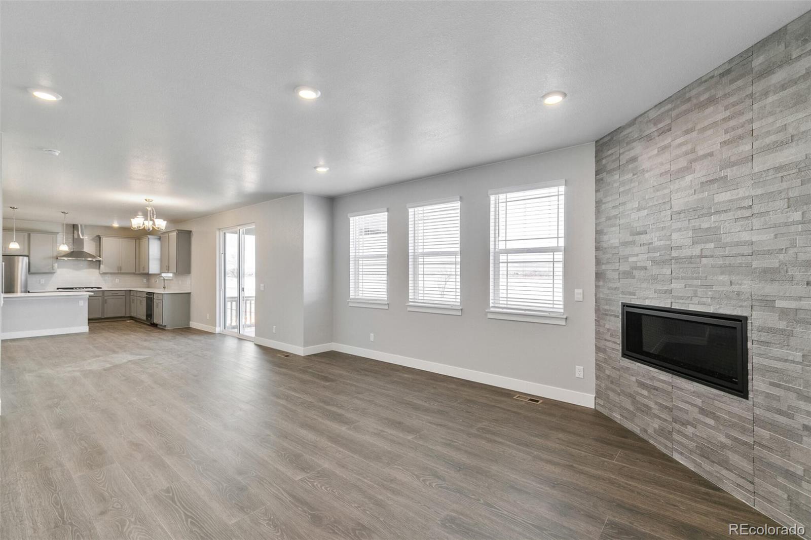 MLS Image #2 for 1866  sawtooth mountain drive,berthoud, Colorado