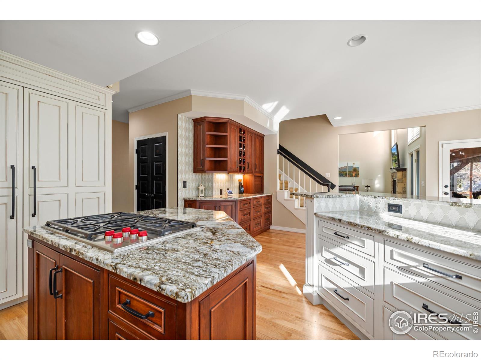 MLS Image #14 for 813  whitehall court,fort collins, Colorado