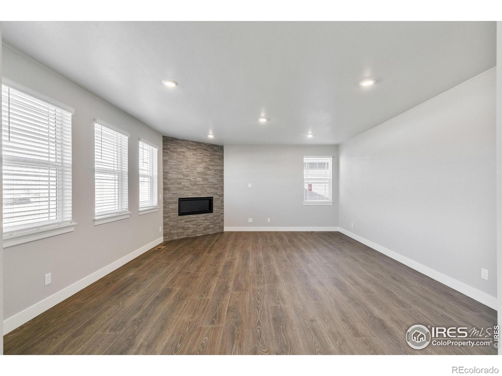 MLS Image #4 for 1866  sawtooth mountain drive,berthoud, Colorado