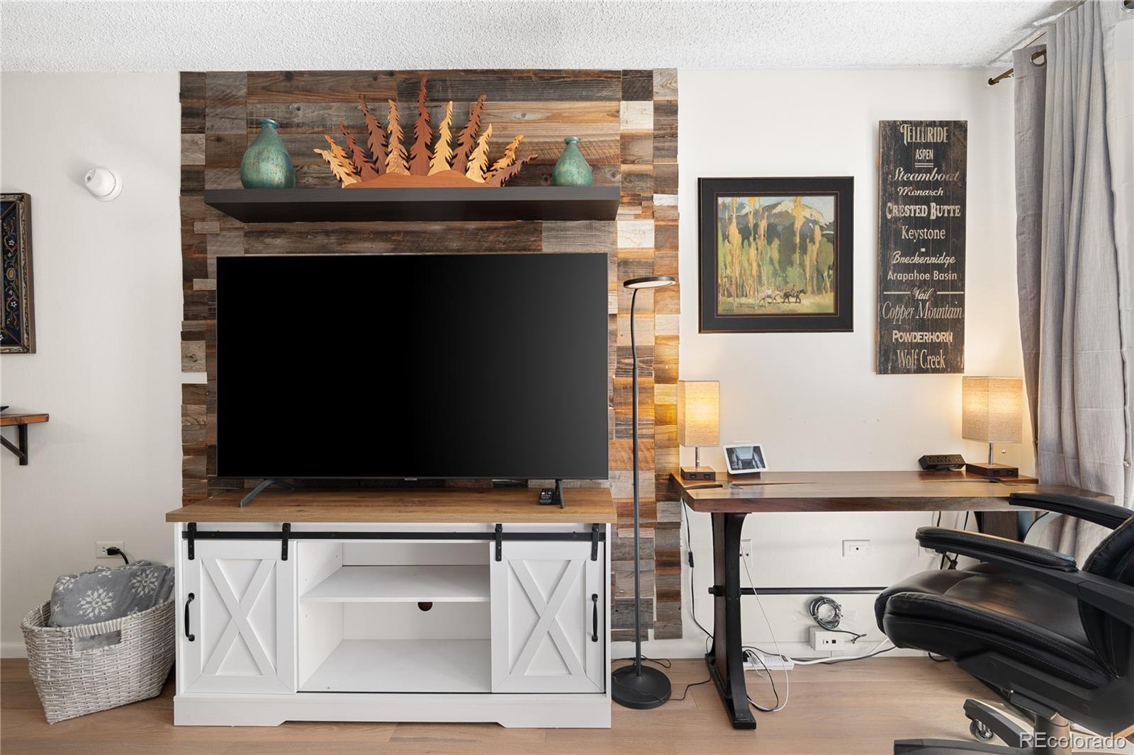 MLS Image #11 for 1020  15th street,denver, Colorado