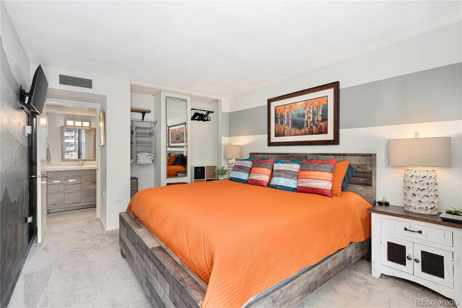 MLS Image #18 for 1020  15th street,denver, Colorado