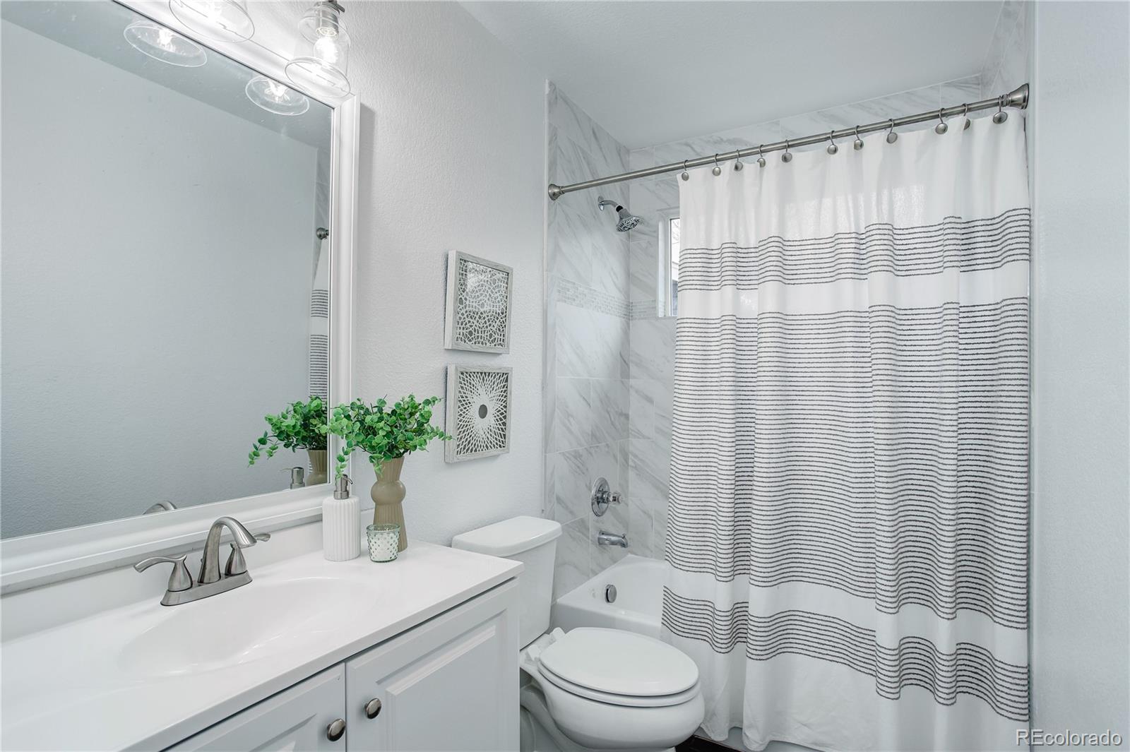 MLS Image #18 for 1777  willow street,denver, Colorado