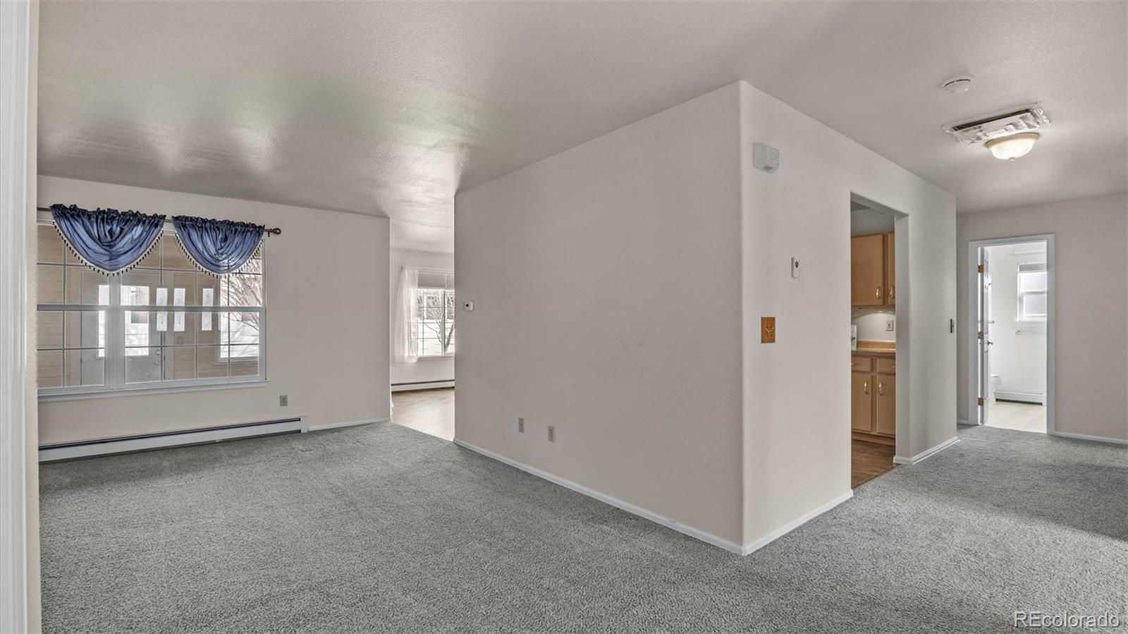 MLS Image #6 for 574 1/2 e valley drive,grand junction, Colorado